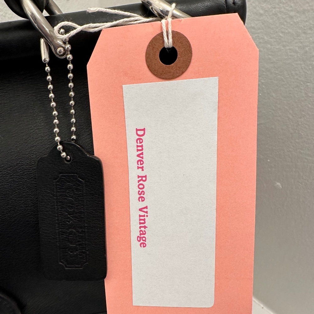 Meet your Posher, Denver rose